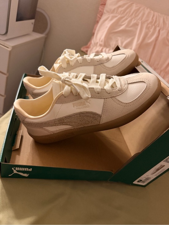Puma Shoes - Puma Women’s Cream and Gum-Trim Classic Sneaker
